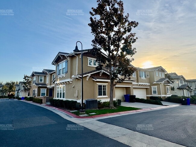 Building Photo - 22327 Blue Lupine Cir