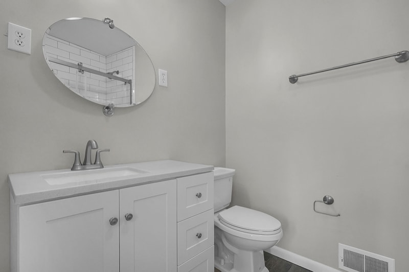 Building Photo - 2731 Charing Rd