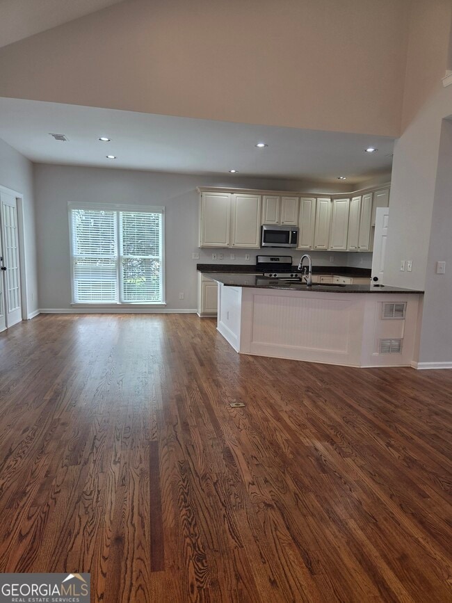 Building Photo - 3770 Glennvale Ct
