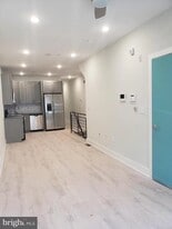 Building Photo - 28 South 48th St