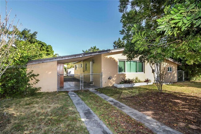 Building Photo - 16705 SW 298th Terrace