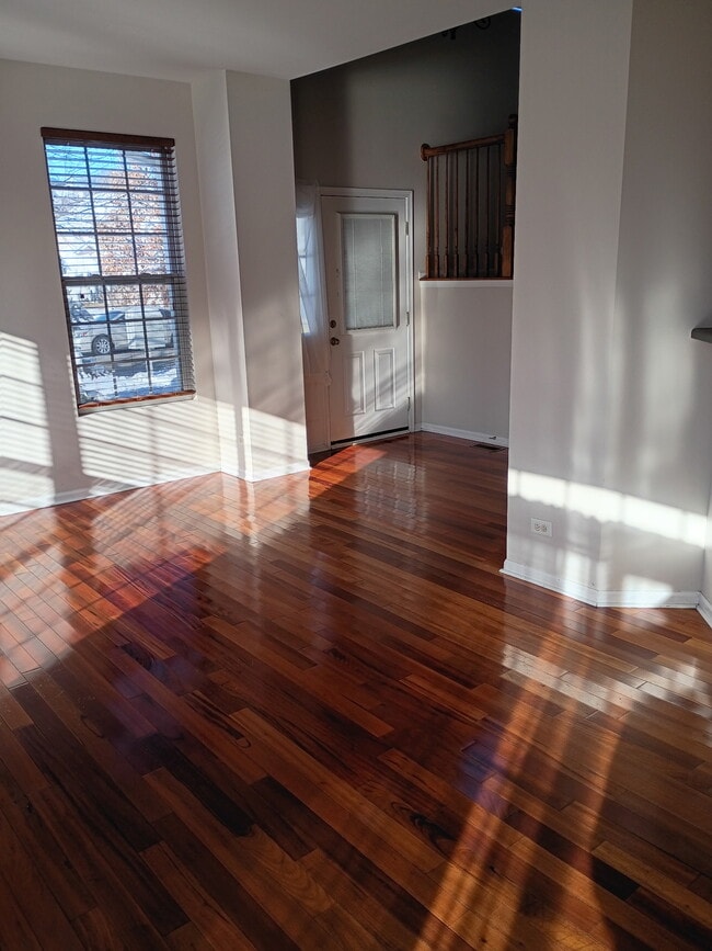 Building Photo - 188 S Concord Dr