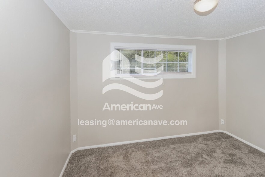 Building Photo - 108 Torres Dr