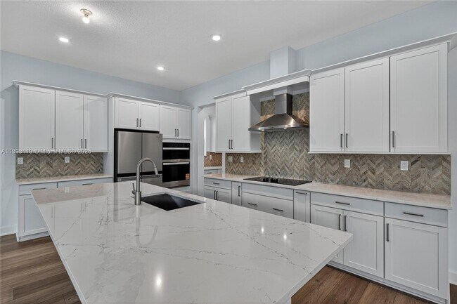 Building Photo - 2722 NW 87th Ter