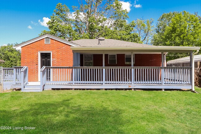 Building Photo - 1136 Lone Oak Ave