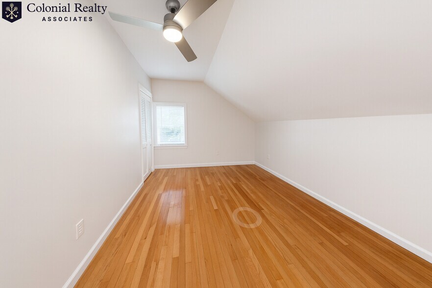 Building Photo - 85 Putnam St
