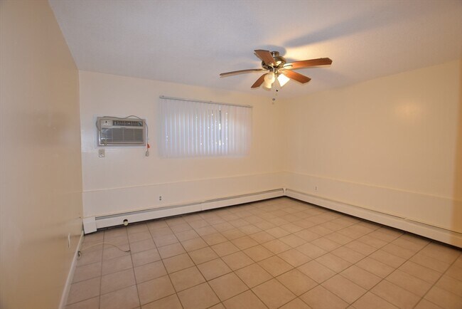 Building Photo - 309 Pawtucket Blvd