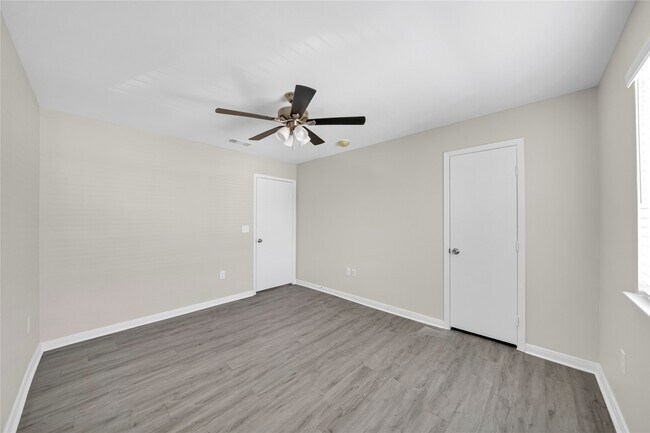 Building Photo - 12619 Ashford Meadow Dr