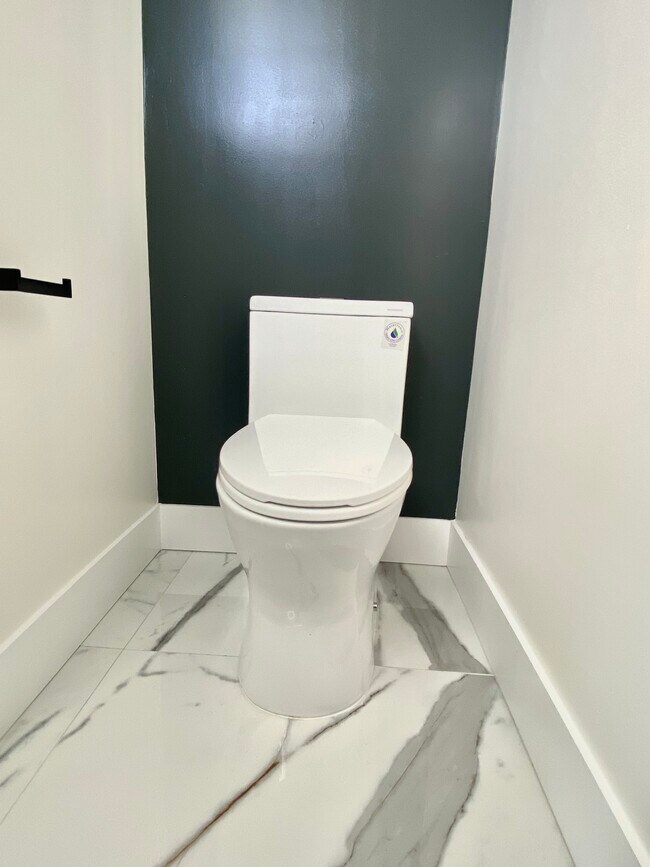 Building Photo - 2251 38th Ave