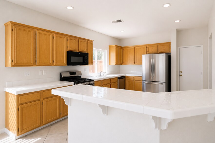 Building Photo - 33179 Breighton Wood St
