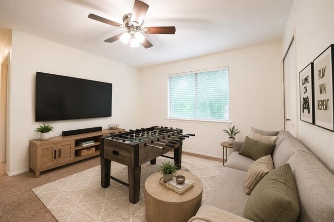 Building Photo - 8417 Avocet Dr