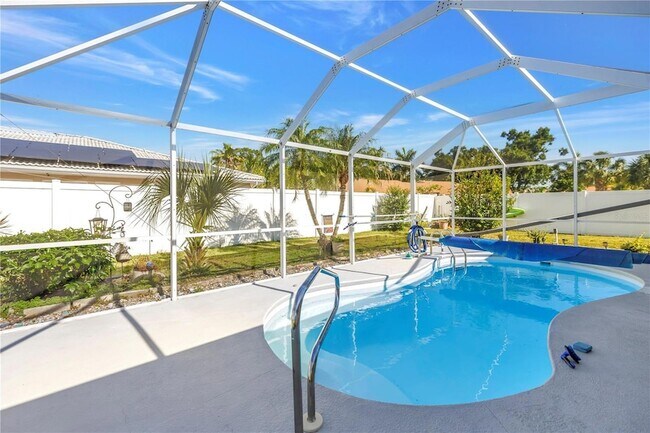 Building Photo - 5771 Timberlake Dr