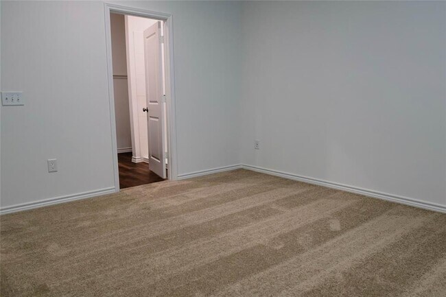 Building Photo - 15510 Olive Ter Trl