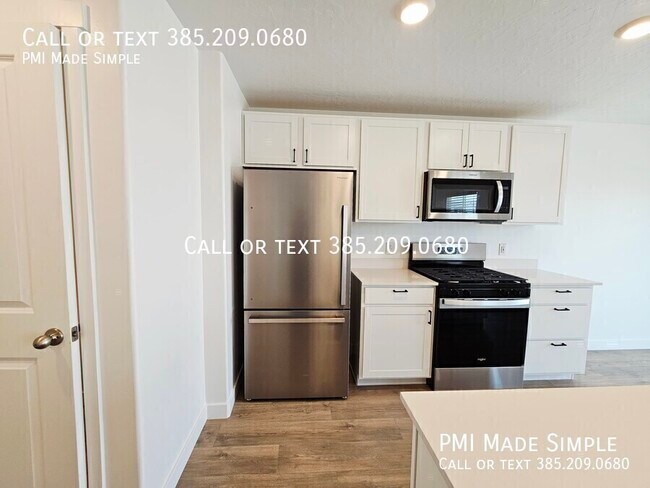 Building Photo - 866 E Sand Dollar Wy