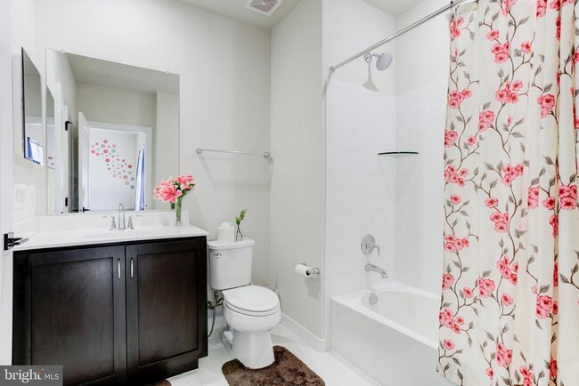 Building Photo - 41355 Tarragon Leaf Dr