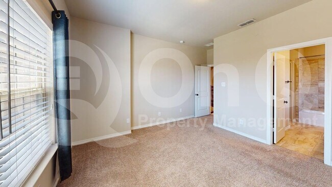 Building Photo - 1108 Horsetail Dr