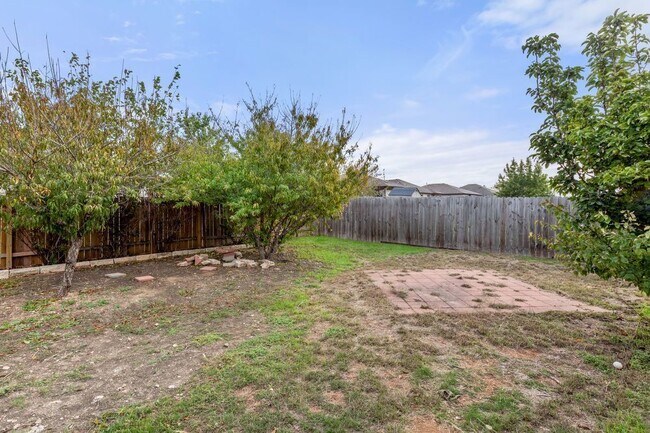 Building Photo - Single Story with Stone Exterior in Kyle -...