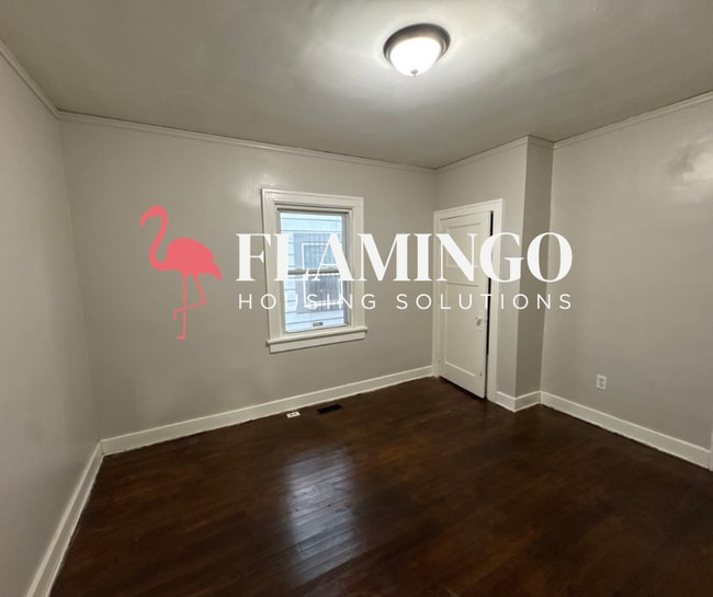 Building Photo - Charming 2-Bedroom Home in Dayton’s Pointview Area