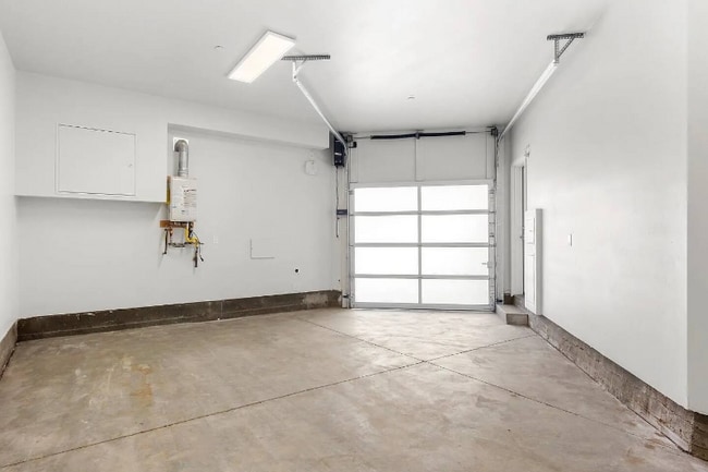 Building Photo - 1816 5th St