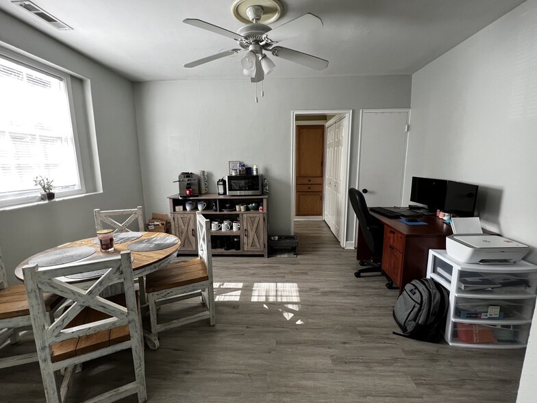 Dining Room - 563 Northside Dr