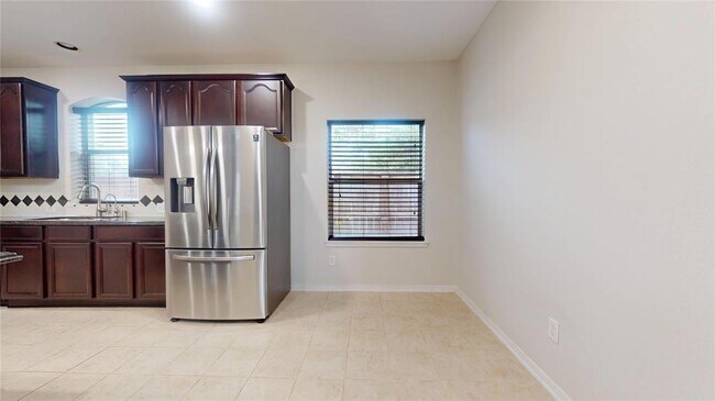 Building Photo - 26503 Forest Pine Ln
