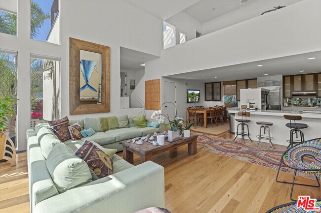 Building Photo - 31851 Seafield Dr