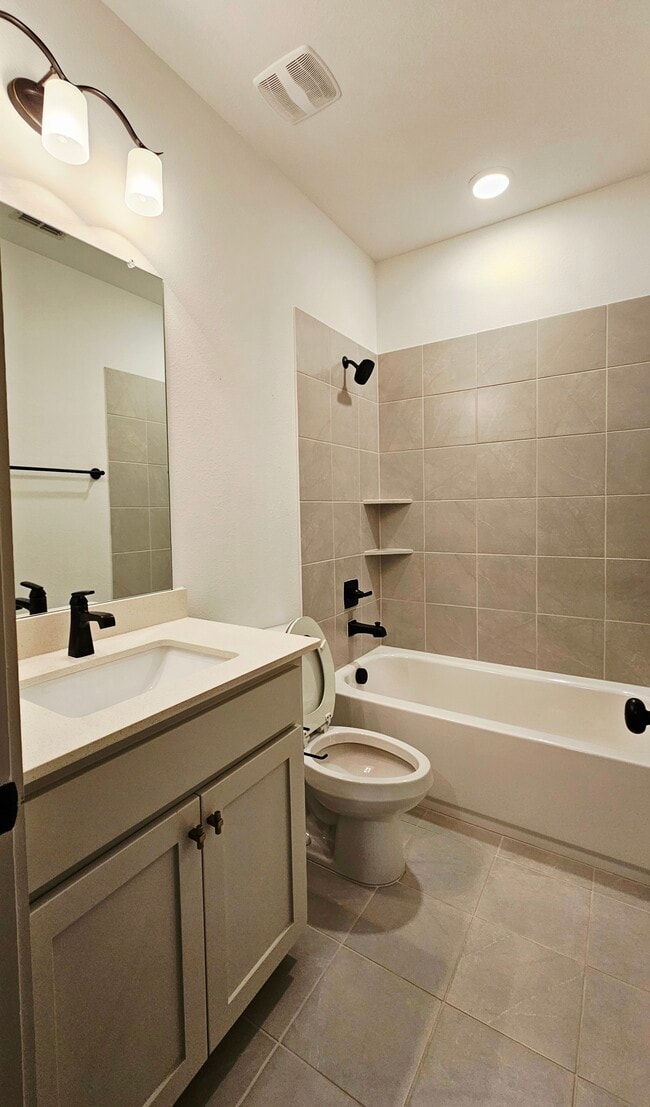 Building Photo - 4841 Rattler Ln