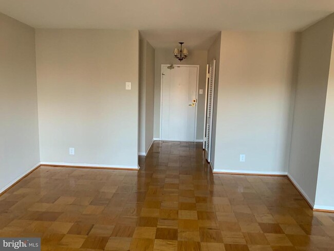 Building Photo - 9039 Sligo Creek Pkwy
