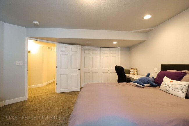 Building Photo - 5 Bedroom, Beautiful Home in Loveland!
