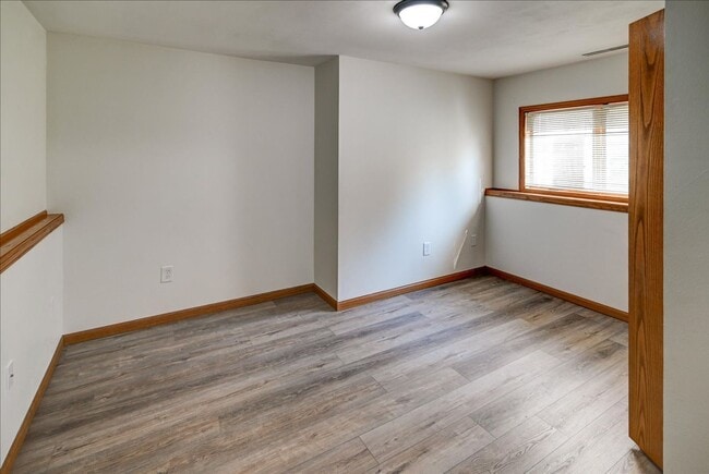 Building Photo - 309 Trail Side Dr