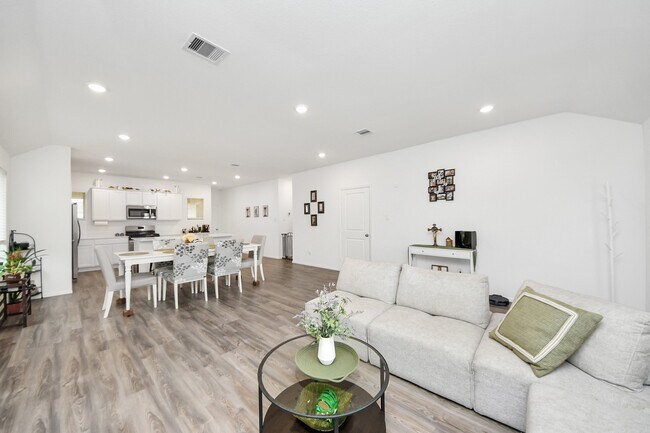 Building Photo - 5418 Rabbit Crk Ln