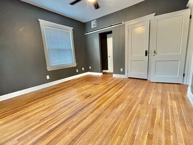 Building Photo - 3415 Locust St