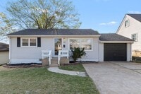 Building Photo - Charming Home with Great Layout in Sought-After Ballwin Neighborhood