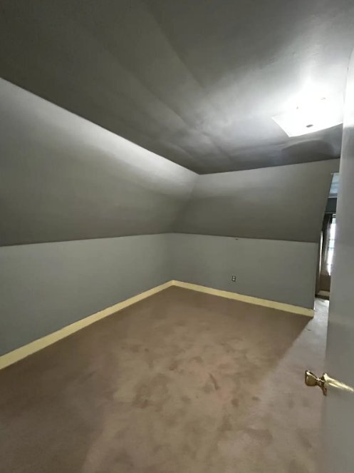 Building Photo - 807 N Irving Ave