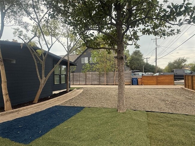 Building Photo - 5903 Nancy Dr