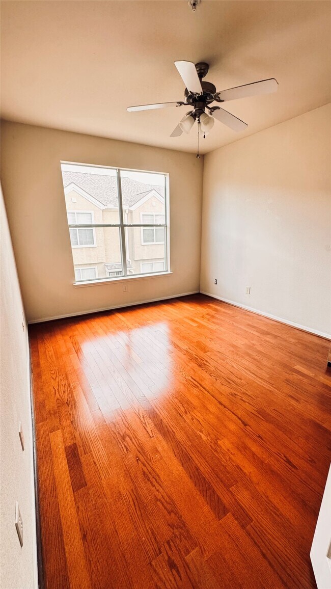 Building Photo - 12707 Boheme Dr
