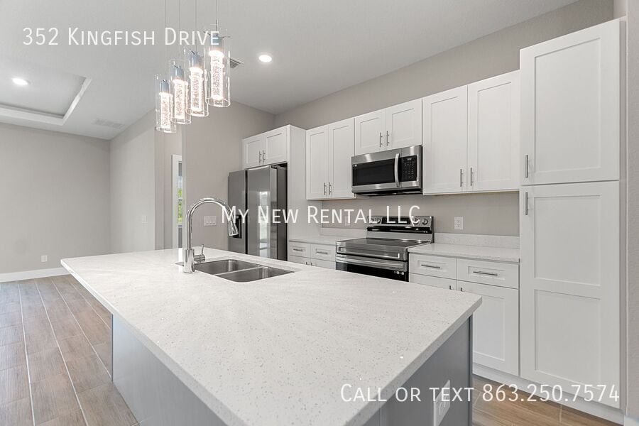 Building Photo - 352 Kingfish Dr