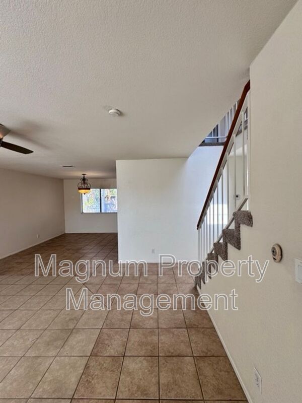 Building Photo - 29813 Park City Ave