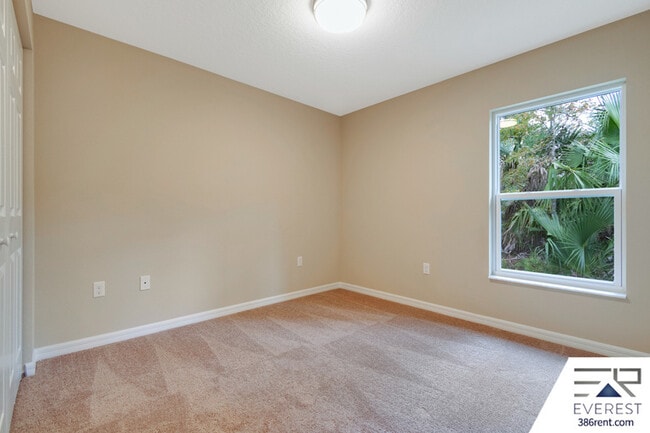 Building Photo - 14 Slatington Pl