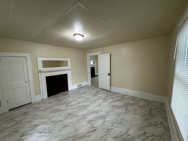 Building Photo - 2845 N Patterson Ave