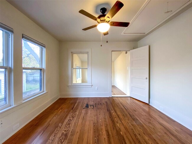 Building Photo - 7924 Ford St