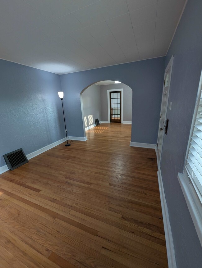 Building Photo - 8612 Neier Ln