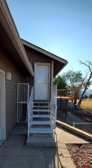 Building Photo - 2305 Pelota Dr