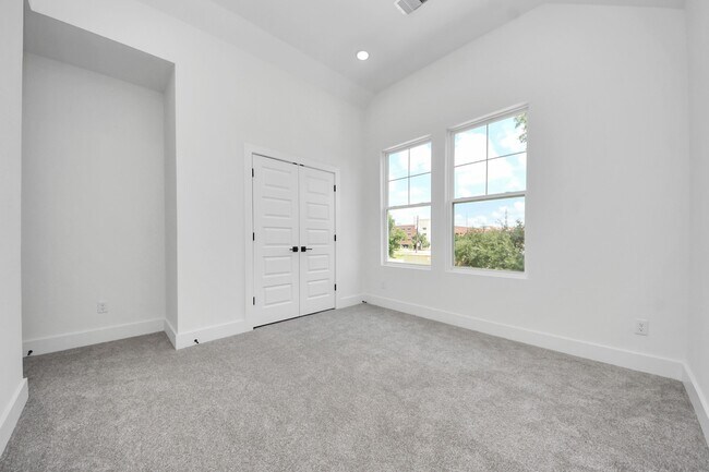 Building Photo - 3118 Wentworth St