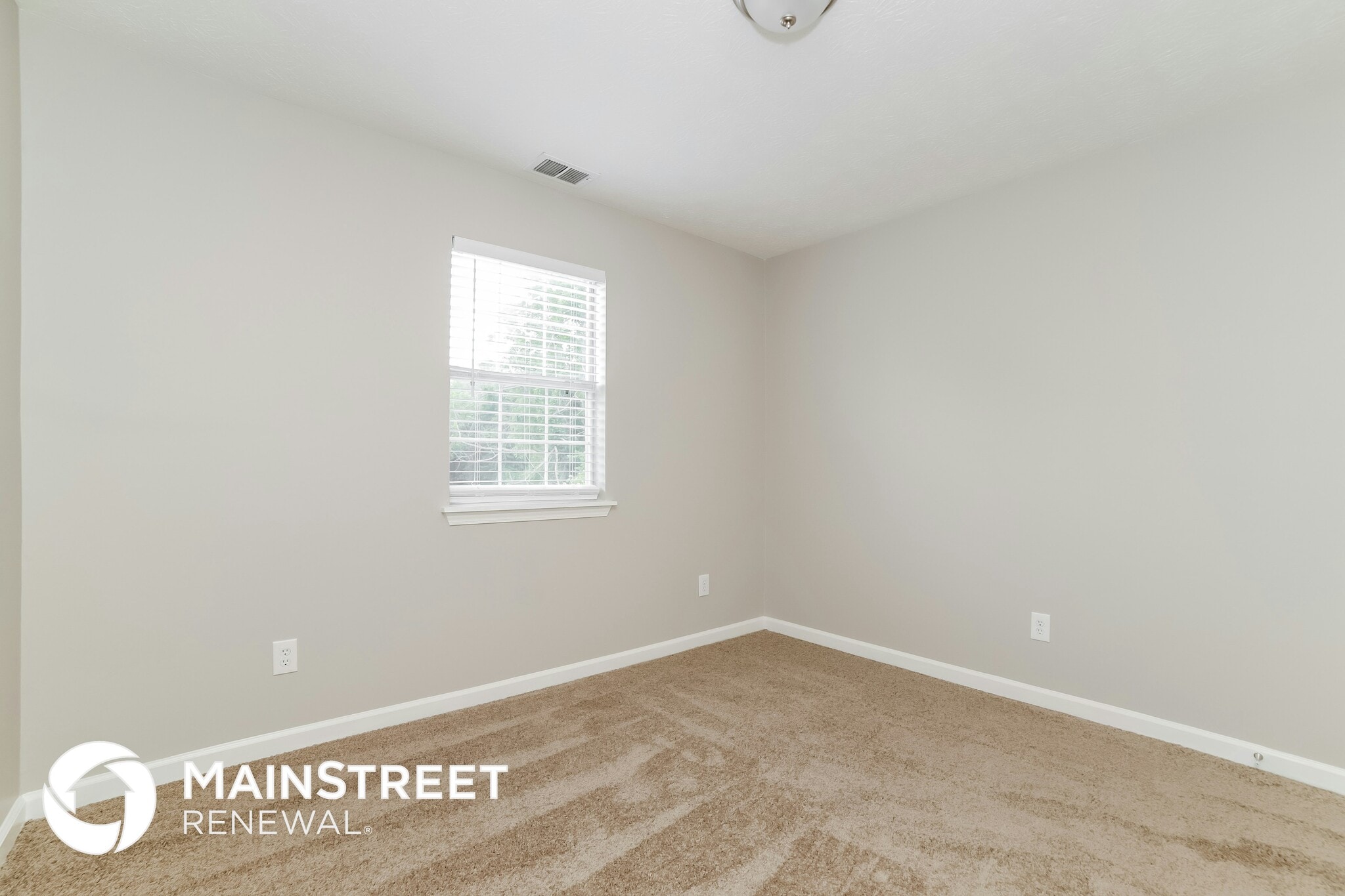 Building Photo - 220 Bay Cove Ct
