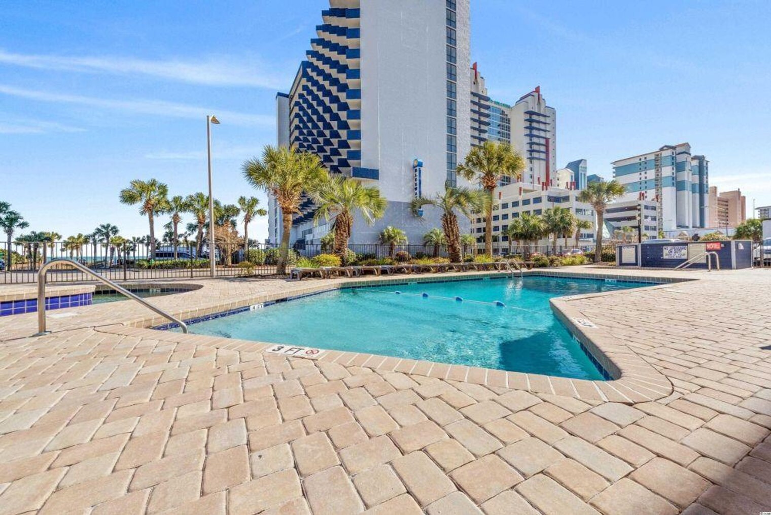 Building Photo - 2000 S Ocean Blvd