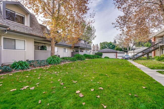 Building Photo - New Vinyl Plank Flooring, Fresh Interior Paint, 1 Car Garage + 1 Assigned Outdoor Parking Space -...