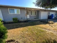 Building Photo - EVERGREEN1574-1594