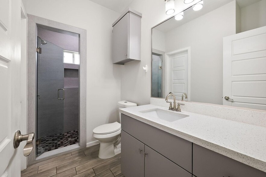 Building Photo - 4709 Magnolia Ave