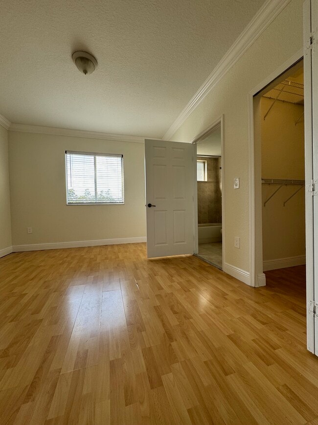 Building Photo - 7280 NW 174th Terrace
